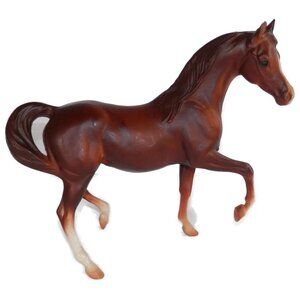 Breyer Classic Chestnut Arabian Mare 3055 Made In USA Plastic Horse Toy Figure